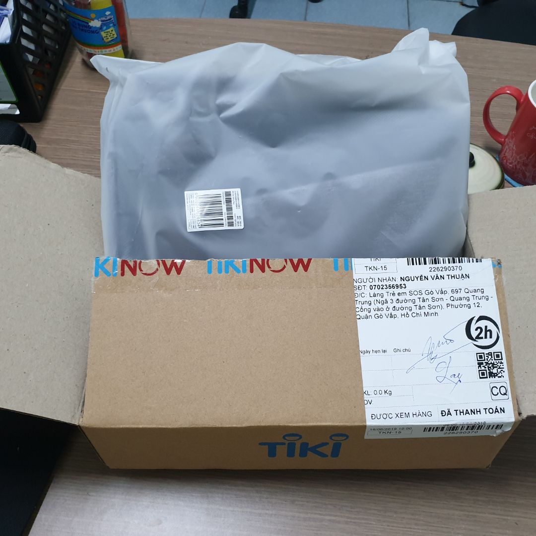 Nhận hàng trong vòng 2 tiếng sau khi đặt hàng. Hàng đóng gói kỹ càng. Mẫu mã đẹp, thời trang, tiện dụng. Rất hài lòng!