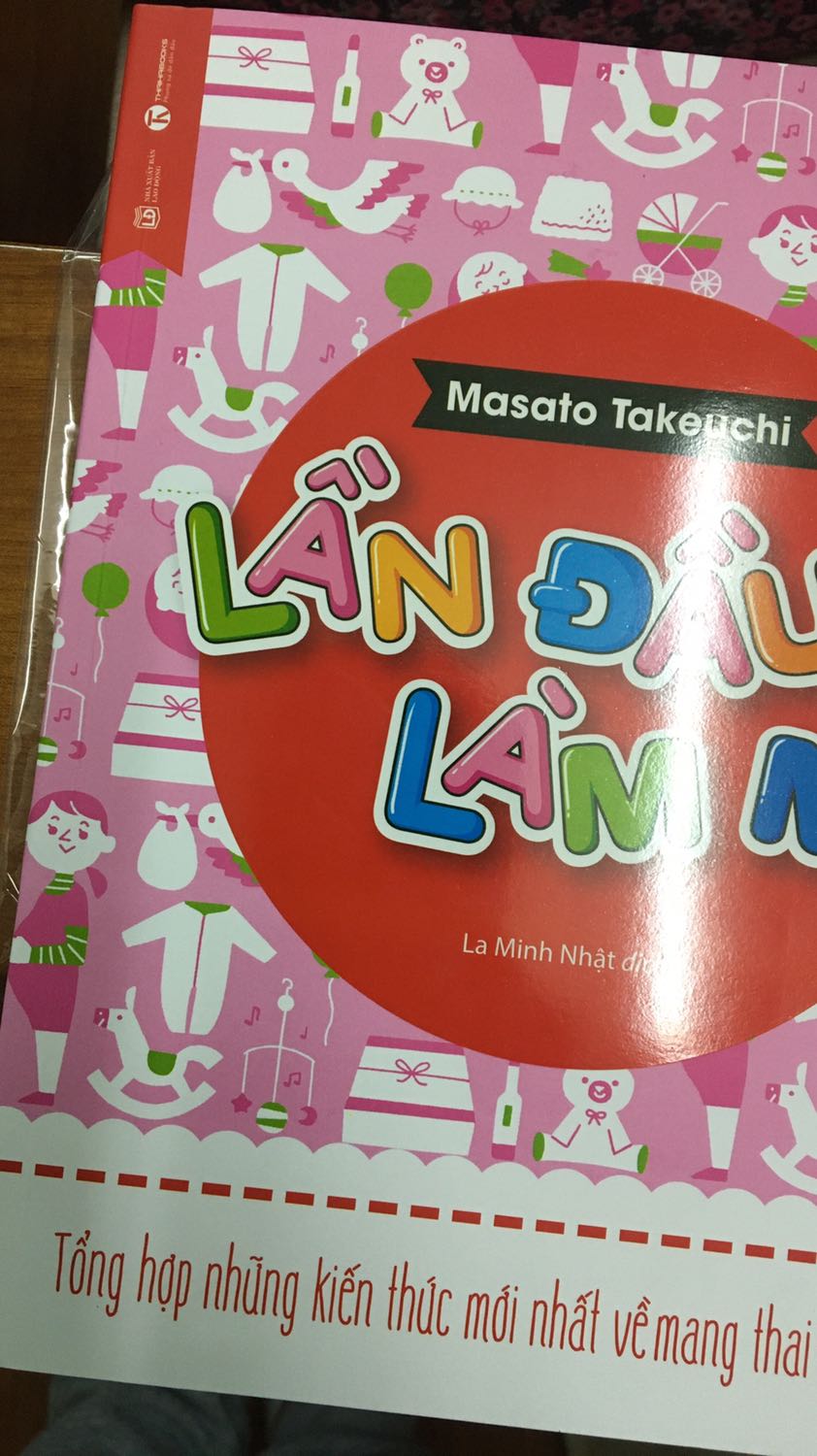 Tiki giao hàng rất nhanh. Sách rất đẹp. Mình ưng lắm. Cảm ơn Tiki!