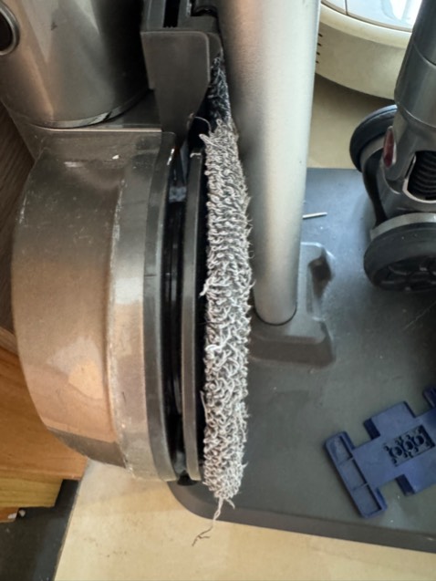 Tôi bị hư cái Tấm xoay lau nhà. Muốn mua phụ kiện đó ở đâu.