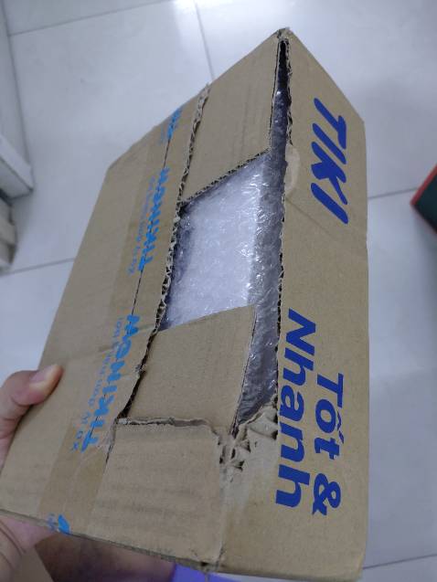 Ko biết Tiki hay ai đóng gói hay do ai mà gửi mình gói hàng rách hở, hàng bên trong Ok nhưng cảm thấy không vui vì ko được tôn trọng