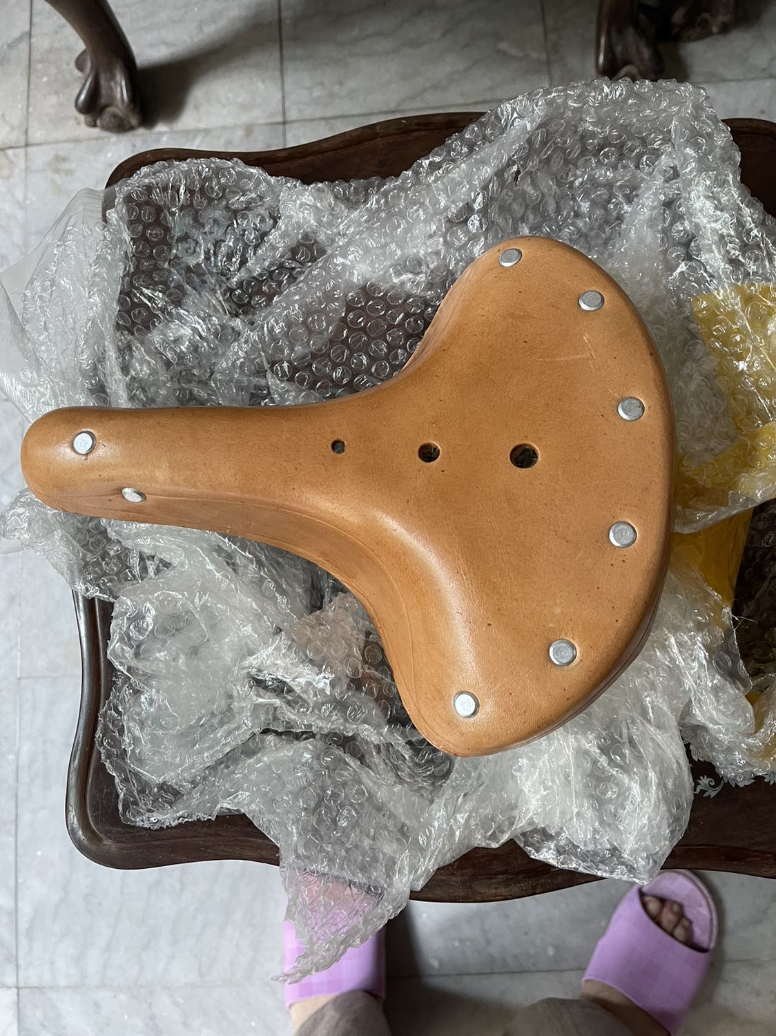 Hàng đóng gói tốt, giống như hình qc, tôi hài lòng.