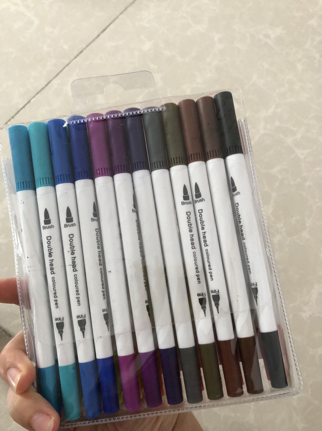 Viết đẹp quá, màu sắc sặc sỡ, 2 đầu lớn nhỏ, đều màu ❤️❤️❤️