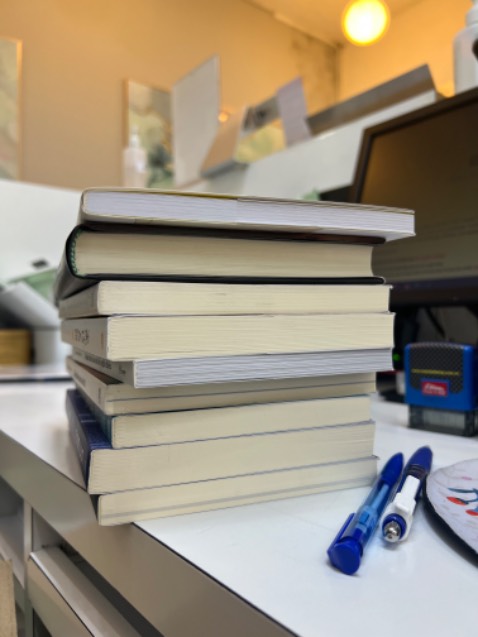 Sản phẩm giao nhanh. Nhma tiki đóng gói rất hời hợt. Giao ở TP thì ok chứ đi tỉnh chắc banh sách