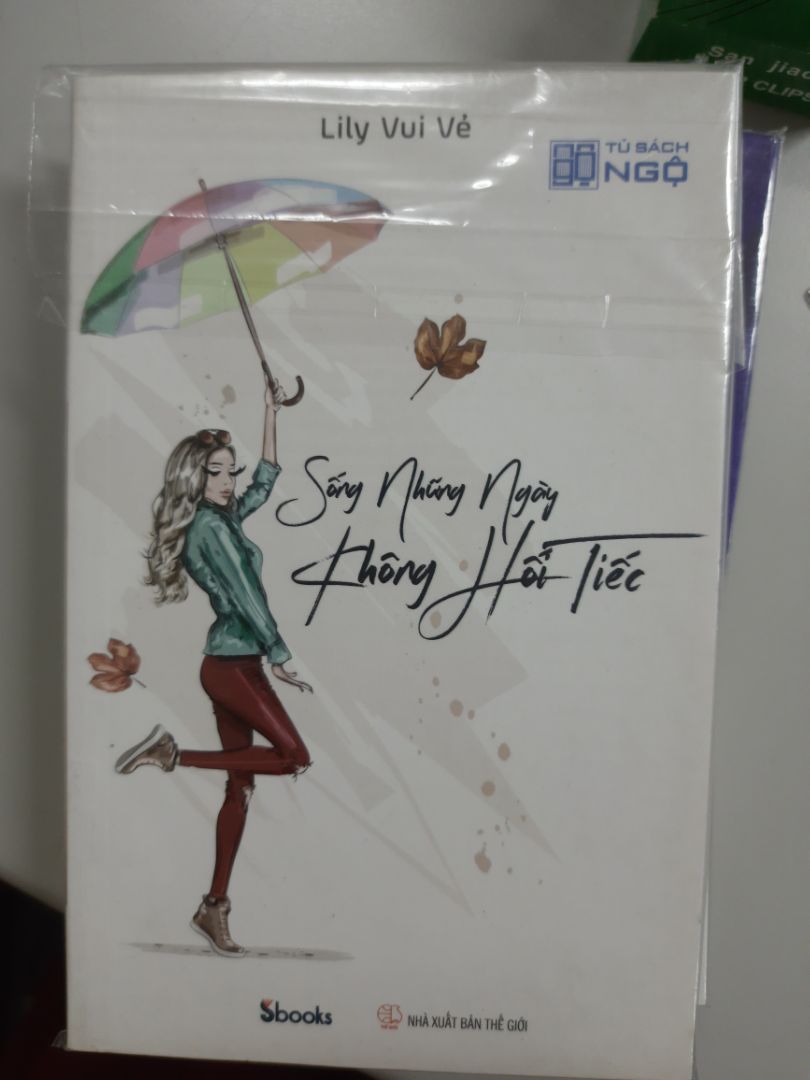 sách đẹp lắm,  sale rẻ có 19k ah. Mình chưa đọc nên chưa review được nội dung.