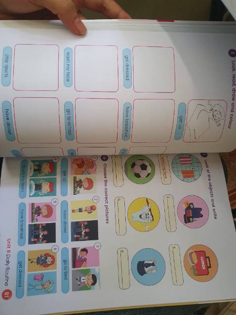 Sách đẹp, màu sắc rõ ràng tuy nhiên giấy hơi mỏng hơn đợt trước