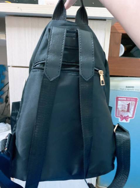 Balo đẹp, giá rẻ, đường may kỹ, khóa kéo chắn chắn. rất đáng mua.