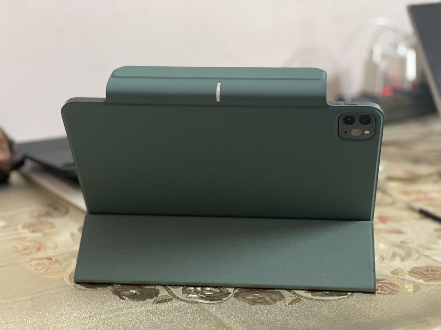 Great! Như thường lệ Tiki giao hàng nhanh!
Hàng hoá đóng gói tốt, bao bì còn mới.
Chất lượng đúng như mô tả trên gian hàng!