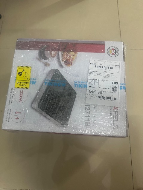 Bếp đẹp nhìn sang, mặt kính dễ chùi, có hẹn giờ, nấu ok