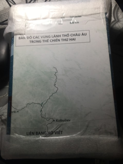 Sản phẩm đóng gói tốt, giao hàng nhanh, có tặng kèm bản đồ nữa