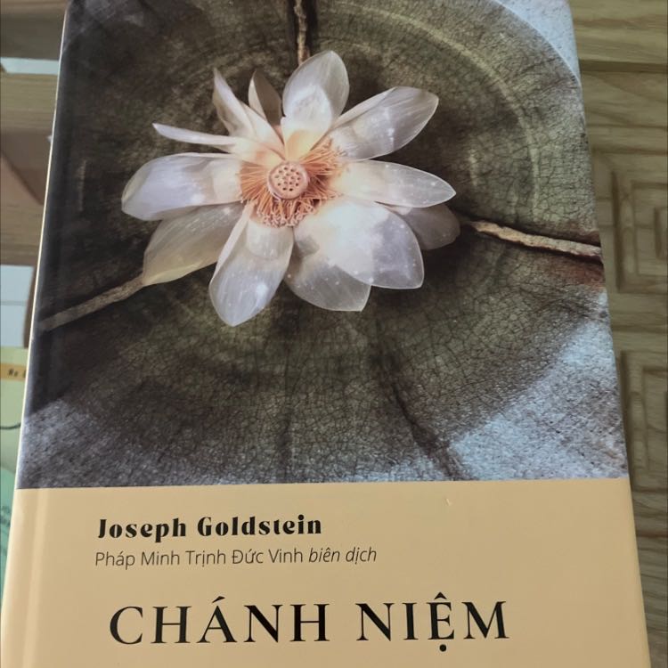 Sách đẹp, đóng gói rất cận thận