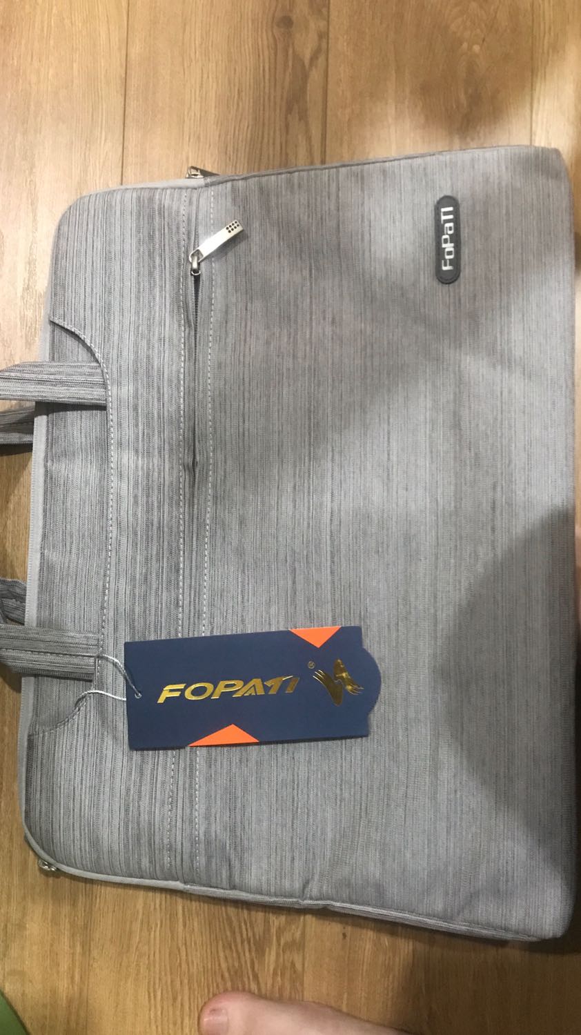 Sản phẩm thực tế không giống ảnh móc khoá đã xỉn