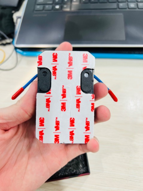 Nhỏ gọn, khá nhẹ