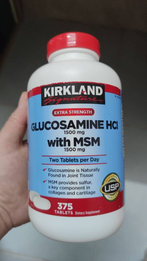Có tem chống giả, có nhãn phụ. Sử dụng iCheck truy xuất được nguồn gốc sản phẩm nên an tâm mua tặng mẹ.