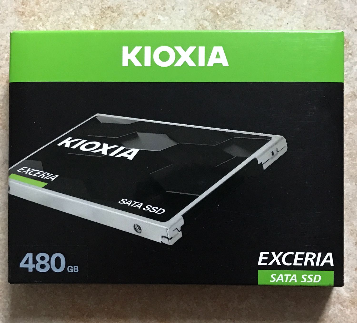 Ổ cứng kioxia là hàng từ hãng Toshiba danh tiếng. Nên mình khá yên tâm về chất lượng. Đã lắp và thay SSD cho laptop tốc độ khởi động nhanh như mua máy mới. Giá thành hợp lý trong tầm giá. Ổ cứng kioxia là hàng từ hãng Toshiba danh tiếng. Nên mình khá yên tâm về chất lượng. Đã lắp và thay SSD cho laptop tốc độ khởi động nhanh như mua máy mới. Giá thành hợp lý trong tầm giá.