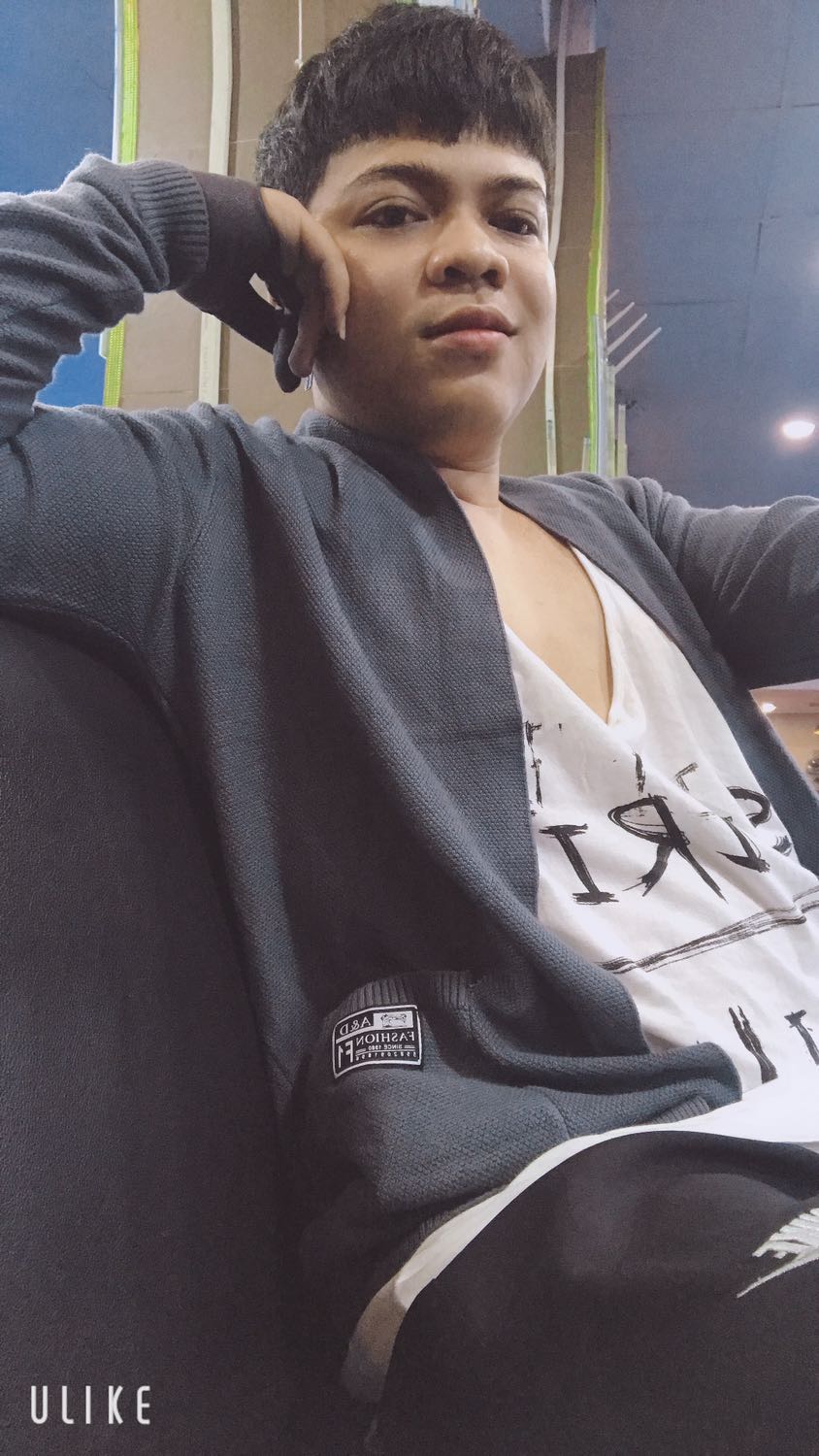 Áo mềm mại và sợi vải đẹp đường chí rất ti mĩ nữa