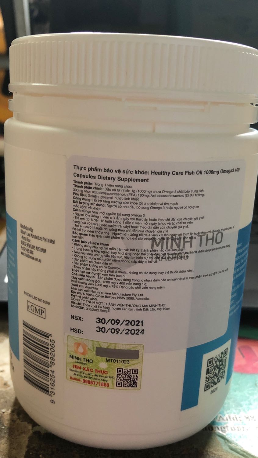 Hàng chất lượng tốt. Chính hãng. Mình thường sử dụng omega 3 của Mỹ.  Lần này đổi qua hãng này của Úc. Giao hàng cực nhanh, 16 tiếng đã có hàng, còn fee ship. Hàng mới, date xa. Hàng chất lượng tốt. Chính hãng. Mình thường sử dụng omega 3 của Mỹ.  Lần này đổi qua hãng này của Úc. Giao hàng cực nhanh, 16 tiếng đã có hàng, còn fee ship. Hàng mới, date xa.