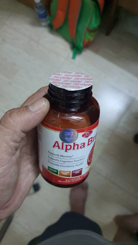 Nhà thuốc đóng gói hàng cẩn thận. Giao hàng nhanh chóng. Sản phẩm có tem, mác và quà tặng đi kèm đầy đủ.