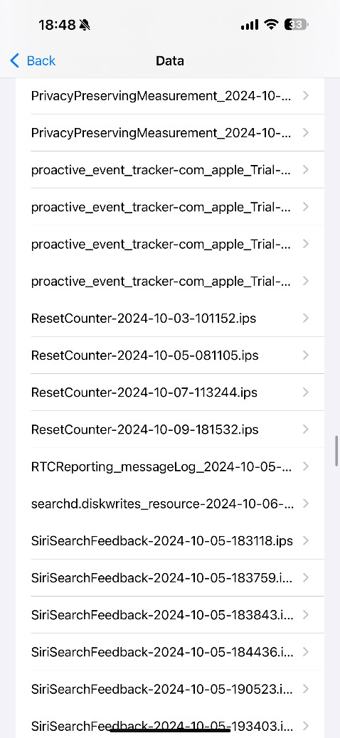 Máy bị lỗi reset. Yêu cầu hỗ trợ thì *** yêu cầu cung cấp hình ảnh khùng điên gì ko liên quan