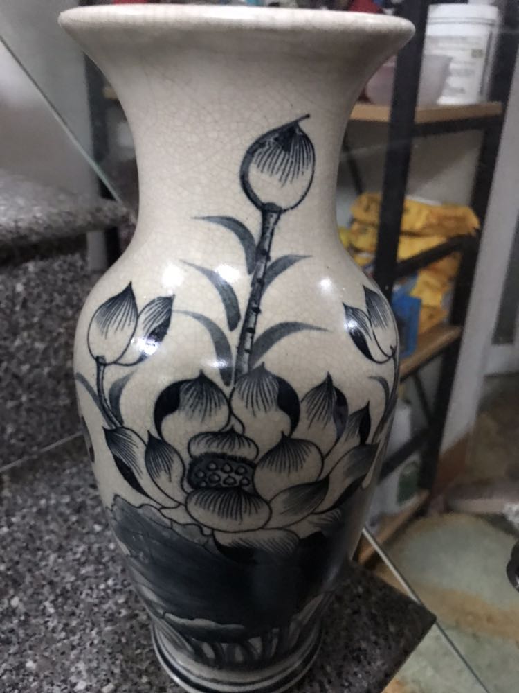 Hoạ nét bình nhận thực tế đậm hơn?! 
Gói cẩn thận