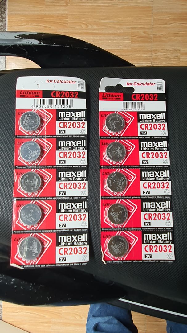 Hàng đặt từ 22/9 tới hôm nay 11/11 mới tới tay, mặc dù nhà cung cấp cũng ở Tp HCM mà không hiểu sao Tiki lại giao hàng chậm trễ tới như vậy. Thật đáng thất vọng cho khâu vận chuyển, thiết nghĩ Tiki nên có những cải thiện rõ hơn, không phải cứ tới ngày giao, giao không được gửi 1 cái thông báo giao trễ mong thông cảm như vậy được. Nói về hàng hóa, giao đúng, đủ nhưng nhìn như 1 cục rác.