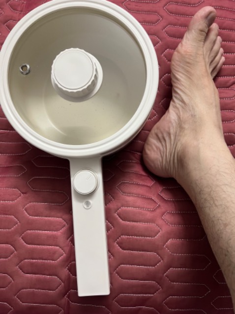 Sản phẩm tệ . Mở ra là đã không xài được rồi. Ghim không vô điện . Đèn ko đỏ. Buộc lòng phải mua sản phẩm khác . Chả lẻ lúc mở ra rồi phải quay phim làm bằng chứng . Đề nghị đổi sản phẩm khác tương tự còn xài được .