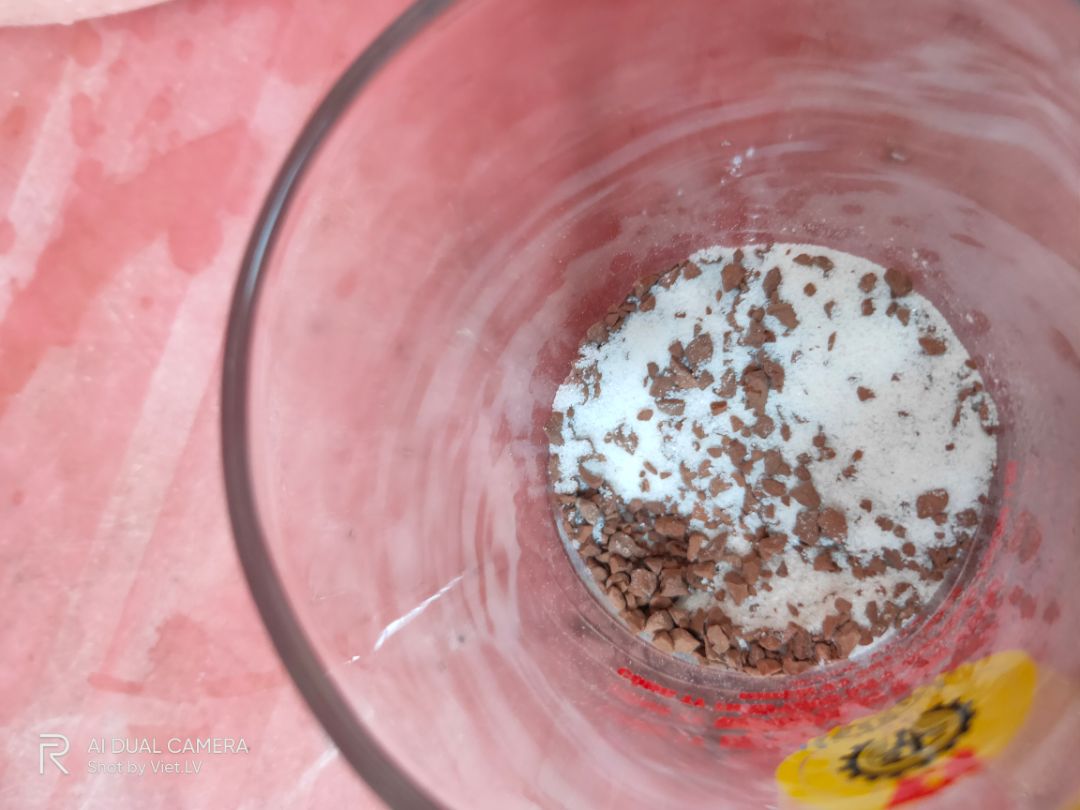 sản phẩm ok đấy các bạn. ngon hơn mấy cafe hoà tan công nghiệp mùi hương liệu nhiều. nhưng nsx nên thêm lượng cf để đậm đà hơn nhé