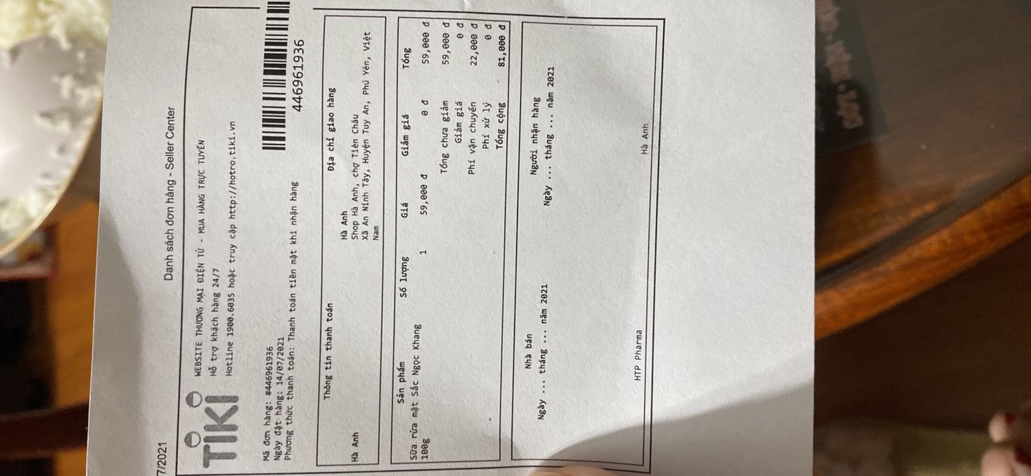 Giao hàng cho mình không đúng đơn mình đặt rồi shop ơi. Mình đặt viên uống sắc ngọc khang và kem dưỡng da sắc ngọc khang ban đêm, tin tưởng giao qua tiki mình thanh toán trước, vậy mà giao cho mình 1 chai sữa rửa mặt và 1 gói mặt nạ, đơn hàng của mình giá trị 292k thì sp theo đơn shop gửi chỉ có 81k. Vui lòng đổi hàng lại giúp mình đi, mình có chụp kèm đơn hàng gửi shop xem đó, kinh doanh trên sàn TMĐT thì nên uy tín, ko nên như vậy đâu shop ạ