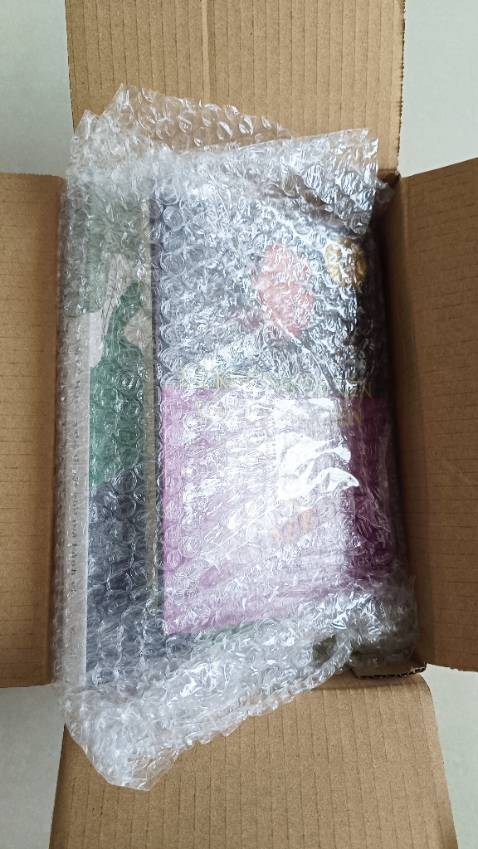 bộ sách Dạy Con Làm Giàu đã nổi tiếng từ lâu,nay mình mới mua từng cuốn để đọc nếu thích hợp rồi mới mua tiếp Mặc dù biết mua nguyên bộ sẽ rẻ hơn,tập 1 mỏng dính,Nếu chuyên tâm đọc chắc hết trong vòng 5 ngày trở lại