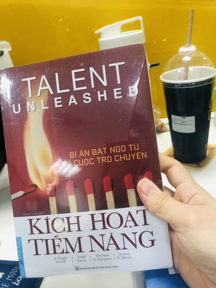 Sách tiki thì yên tâm chất lượng rồi, chỉ là mua sách cho cty mỗi lần chờ hoá đơn lâu quá, k có liền sau khi giao!