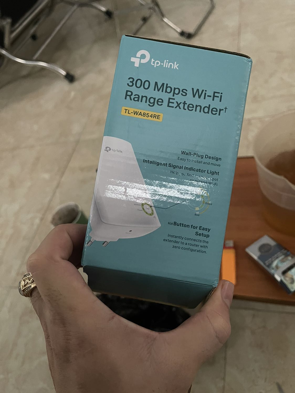 Giao hàng không đúng sản phẩm, mình đặt shop loại WA850RE shop giao WE854RE,mình cần đổi trả lại sản phẩm.