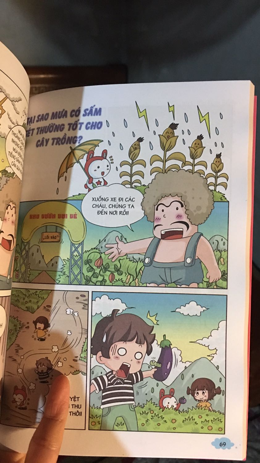 Sách như những mảnh chuyện nhỏ, có ảnh minh hoạ, ai cần cứ mua nhé