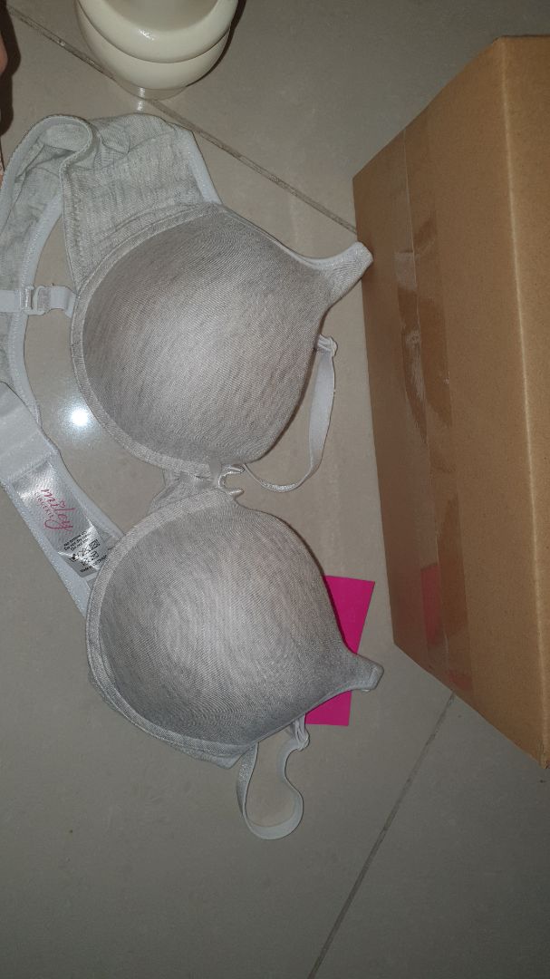 sản phẩm ok, có mút nhẹ, vải mềm mại thoải mái