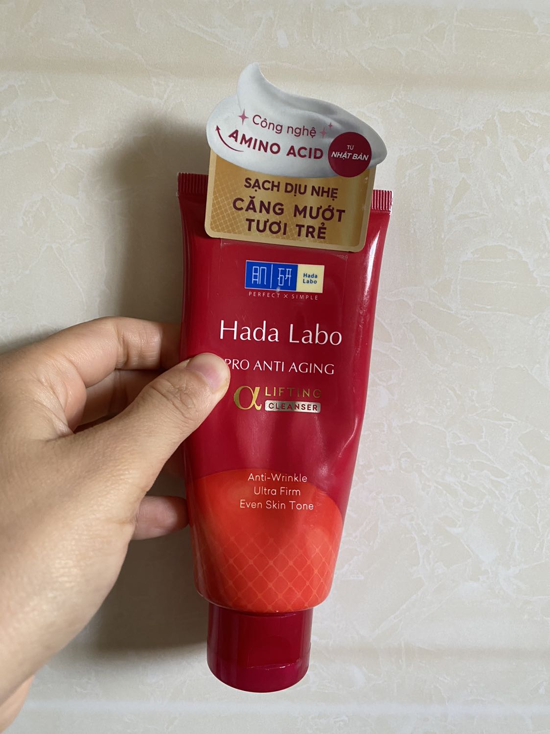 Sản phẩm của Hada Labo thì rất tốt, Tiki đưa ra gói giảm giá rất hấp dẫn, gói hàng tỉ mỉ, nhân viên giao hàng lịch sự, nhân viên chăm sóc khách hàng bằng *** và hộp thư chu đáo. Đó là những ưu điểm để được 4 sao! Tuy nhiên Tiki giao hàng quá lâu, hơn 1 tuần, phí giao hàng quá cao nếu không mua đủ hạn mức, nên mình trừ đi 1 sao, cần khắc phục! Sản phẩm của Hada Labo thì rất tốt, Tiki đưa ra gói giảm giá rất hấp dẫn, gói hàng tỉ mỉ, nhân viên giao hàng lịch sự, nhân viên chăm sóc khách hàng bằng *** và hộp thư chu đáo. Đó là những ưu điểm để được 4 sao! Tuy nhiên Tiki giao hàng quá lâu, hơn 1 tuần, phí giao hàng quá cao nếu không mua đủ hạn mức, nên mình trừ đi 1 sao, cần khắc phục!