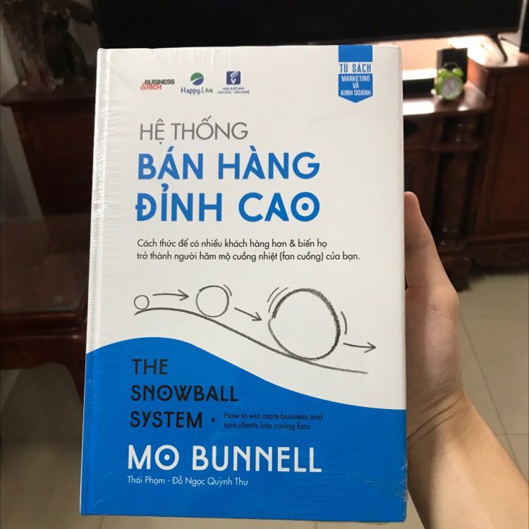 Ngày sale mua cả đống sách review mệt xỉu luôn. Tóm lại sách được bảo quản tốt, được bọc cẩn thận rất tuyệt với luôn🥰😍❤️