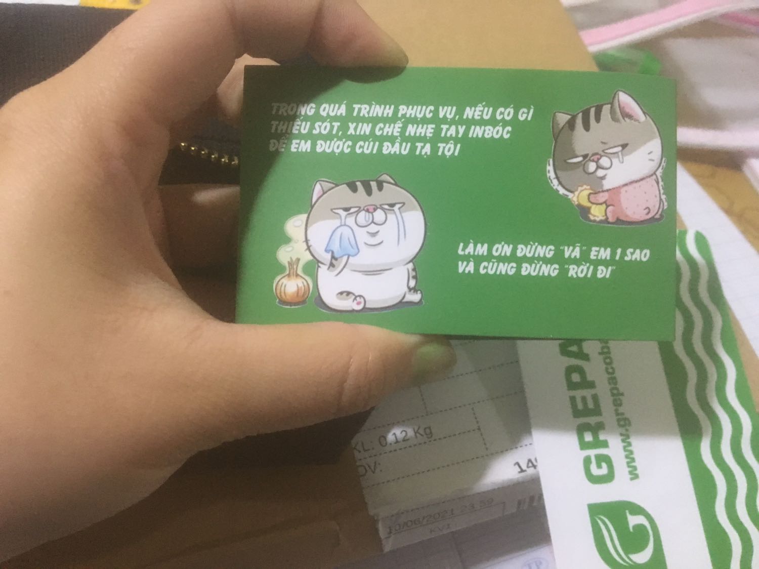 Đóng gói rất kĩ càng... Sản phẩm vải dày dặn đường may chắc chắn... Shop phục vụ rất dễ thương... Mua 2 lần rồi vẫn ưng như lần đầu... Sẽ ủng hộ shop tiếp??