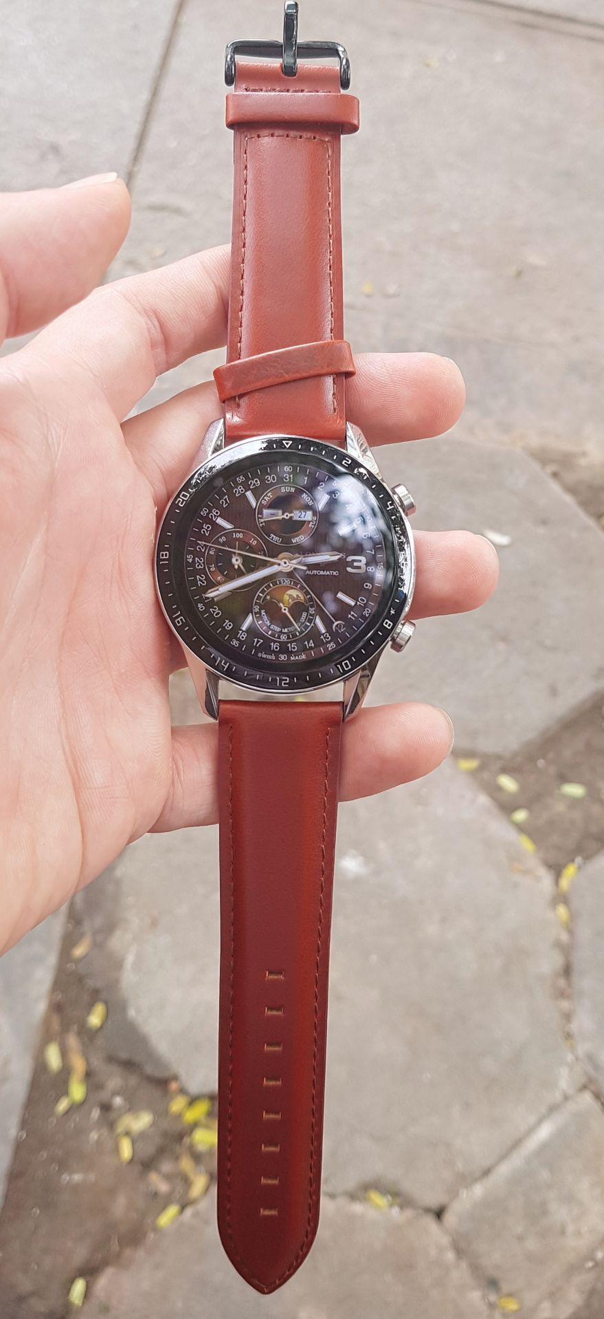 dây rất đẹp, chất da ngon. chưa rõ bền ko. ủng hộ shop 5 sao về chất lượng ban đầu. dây rất đẹp, chất da ngon. chưa rõ bền ko. ủng hộ shop 5 sao về chất lượng ban đầu.