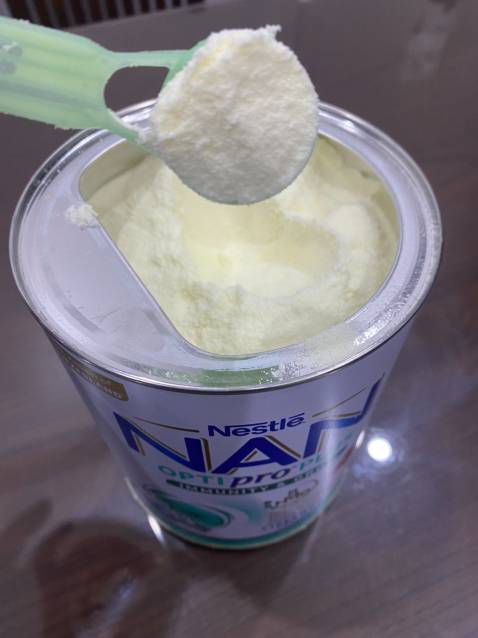 con uống nan xanh mới thấy con hạp sữa, nay nhìn cứng cáp phổng phao hẳn đặc biệt là con dễ tiêu không bị bón như dùng sữa trước tui cho con uống con uống nan xanh mới thấy con hạp sữa, nay nhìn cứng cáp phổng phao hẳn đặc biệt là con dễ tiêu không bị bón như dùng sữa trước tui cho con uống