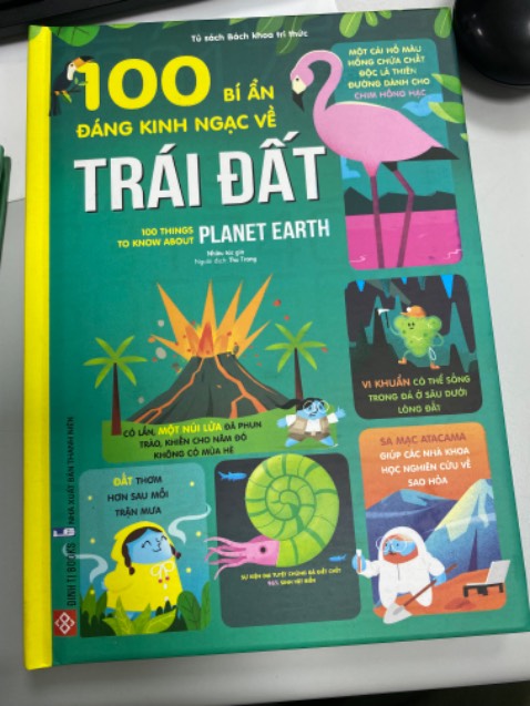 NowTiki giao hàng siêu nhanh. Đặt lúc 9h45, 11h30 đã đến tay rồi ạ. Sách thú vị. Có nhiều kiến thức mới mà mình chưa đc biết. Giai nhà mình cũng thích