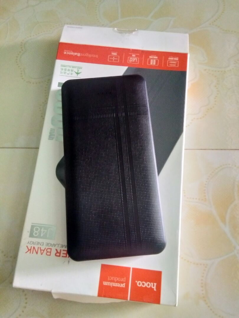 Quá thất vọng, phải công nhận tiki gói hàng kĩ càng rất đẹp, nhưng khi khui ra sử dụng thì hàng bị lỗi không sạc được, mong tiki đổi hàng