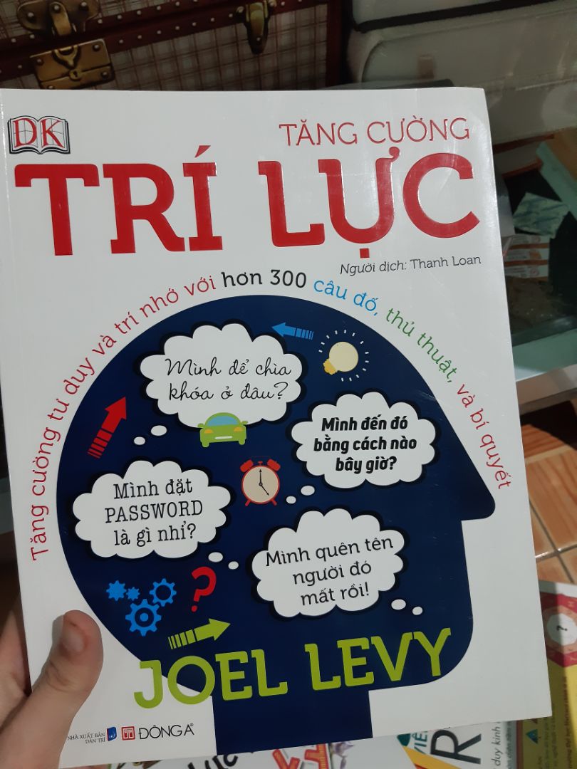 màu sắc đẹp, có nhiều bài tập hay để luyện trí lực