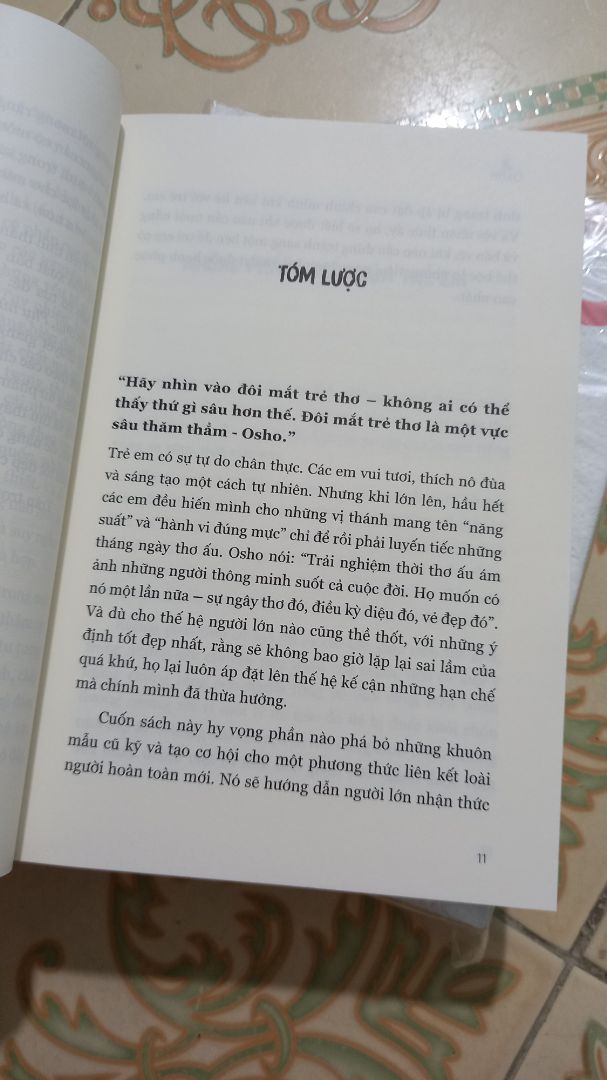 sách gói cẩn thận đẹp, mình đọc rất nhiều tác phẩm của Ohso, nên lần này mua hài lòng lắm giao nhanh.