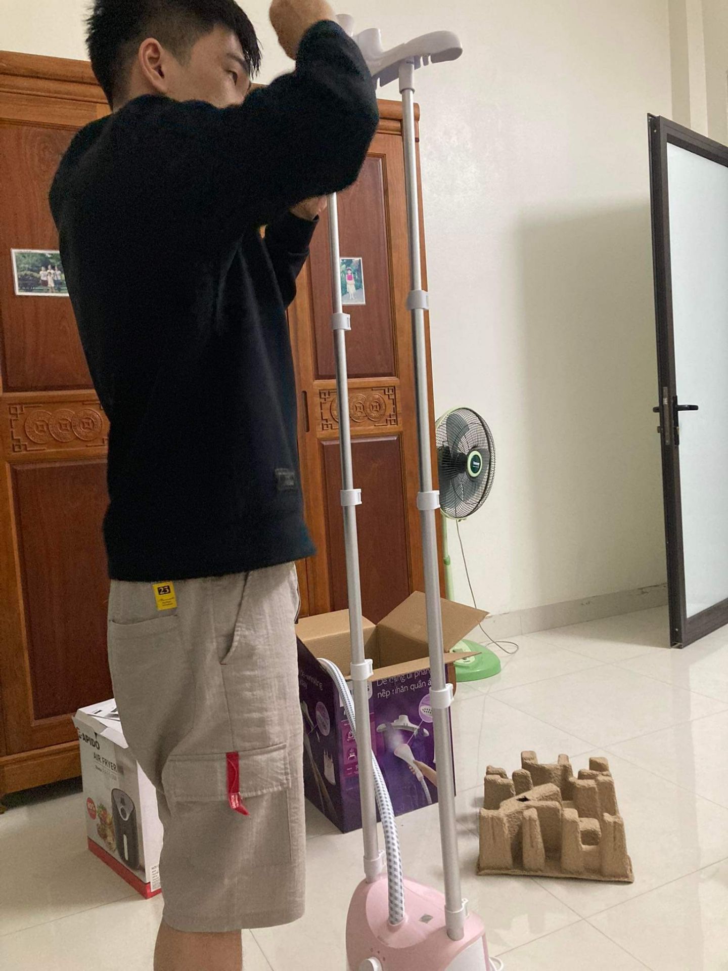 mua về làm quà cưới cho bạn thân. bạn mình nói rằng đẹp và ok lắm. nói chung nên mua nha mng