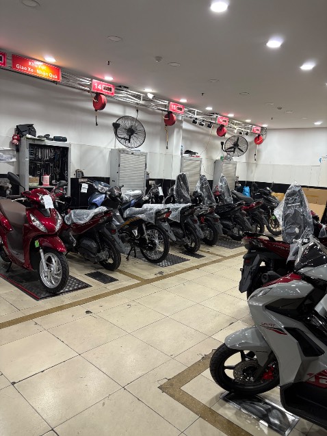 Nhân viên nhiệt tình,giá tốt hơn mua ở CH.