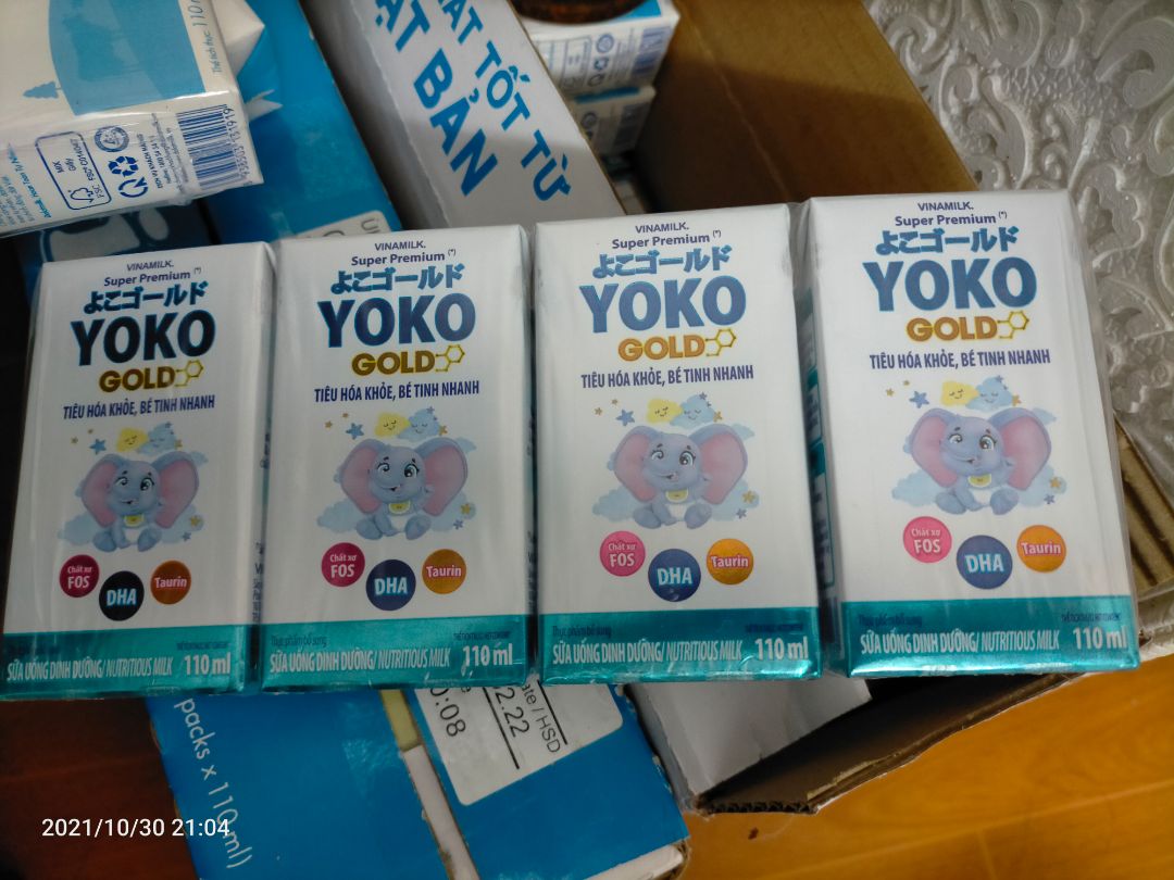 giao hàng rất nhanh, đóng gói cẩn thận mua đc giá sale rất tốt, lại đc tặng quà, date xa.
nhưng hồi xưa mỗi dây sữa có 1 hộp giấy bọc ngoài nhìn xịn sò lắm mà giờ ko thấy nên cũng lo lo giao hàng rất nhanh, đóng gói cẩn thận mua đc giá sale rất tốt, lại đc tặng quà, date xa.
nhưng hồi xưa mỗi dây sữa có 1 hộp giấy bọc ngoài nhìn xịn sò lắm mà giờ ko thấy nên cũng lo lo