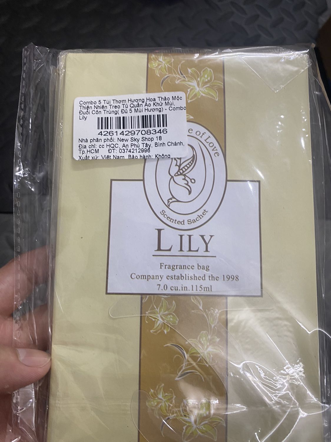 Hàng đủ. Mùi thơm nhẹ. Nếu dùng tốt sẽ ủng hộ shop.