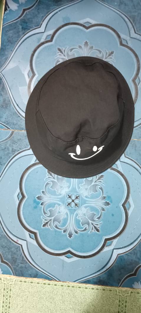 Tạm được,nón vanh cứng cáp đây.