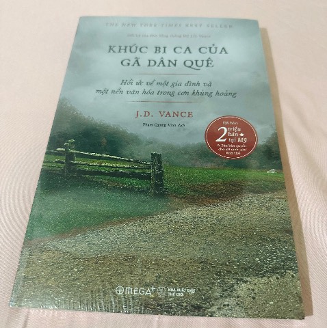 Đúng sách và sách được bọc cẩn thận