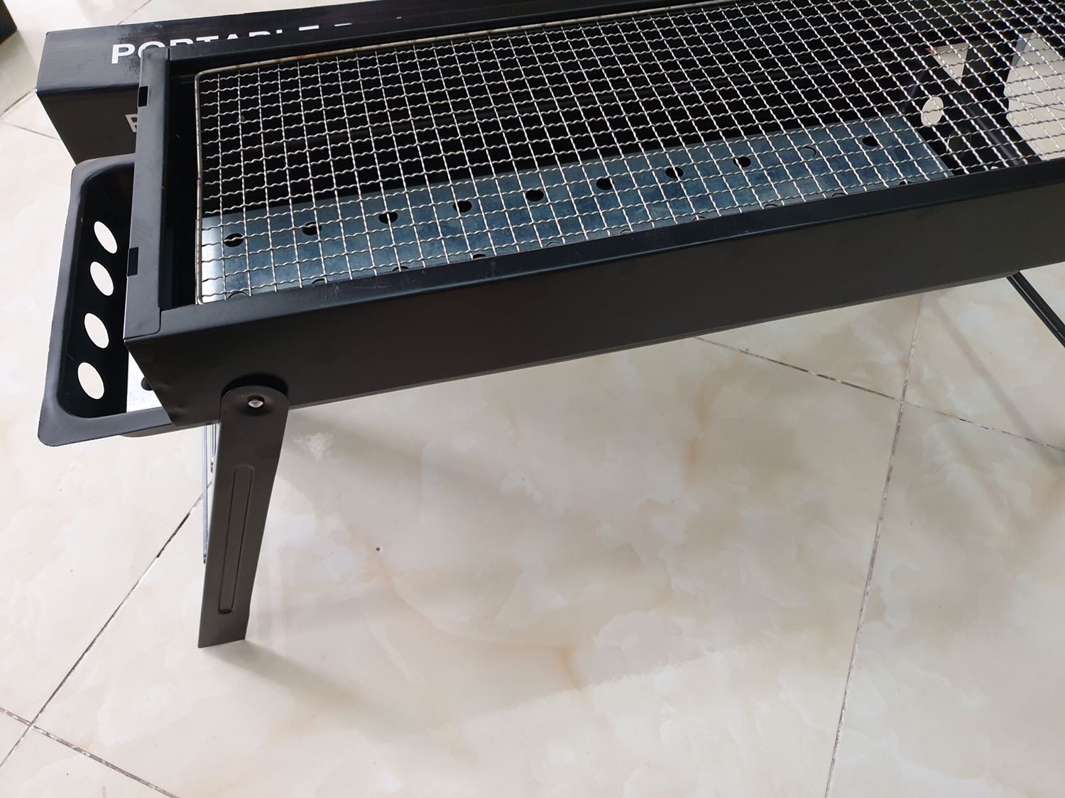 Sản phẩm được đóng gói chắc chắn !
Nhà mình dự cuối tuần đi dã ngoại , đặt hôm qua nay đã nhận được rồi, giao hàng cực nhanh 
Được tặng thêm 3 cái móc khá xinh 
Cảm ơn shop , sẽ ủng hộ, mọi người nên mua