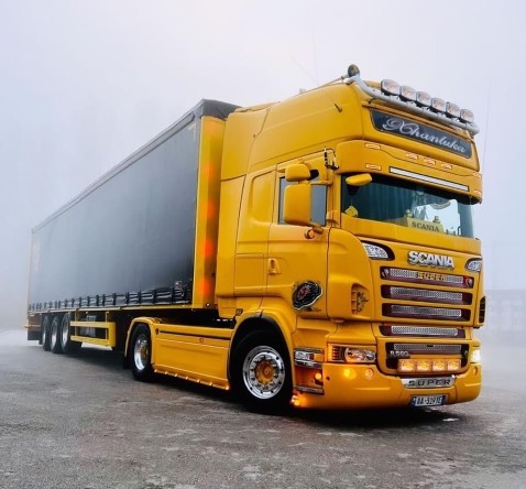 Chất liệu chắc chắn, thiết kế đẹp, độ bền cao.