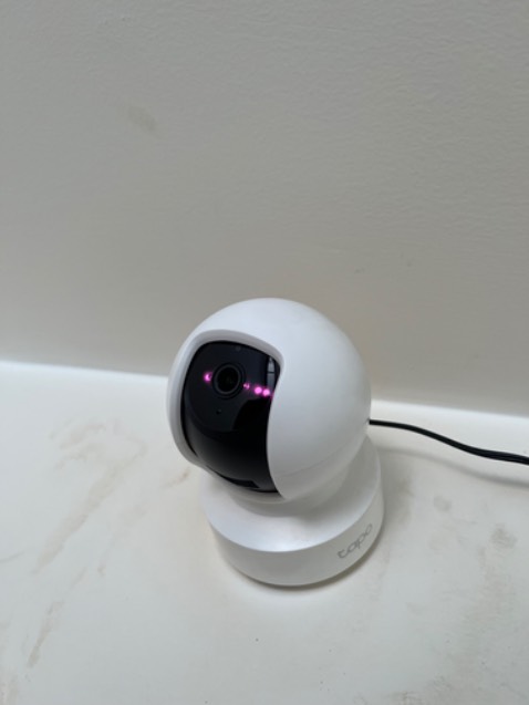 Sản phẩm vừa dùng được 2 tháng mấy đã lỗi không nhận nguồn , mặc dù đã thử đổi dây nguồn của Cam Tplink khác trong nhà nhưng vẫn ko nhận nguồn điện ( đèn ko đỏ / xanh ko sáng ) . Đề nghị TiKi xử lý bảo hành sản phẩm qua sdt *** gấp dùm mình . Xin Cám Ơn